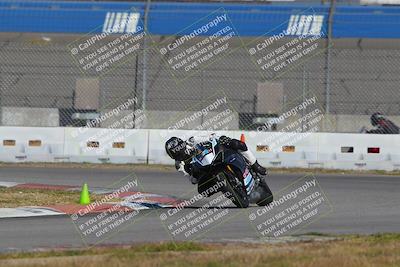 media/Nov-26-2022-Fastrack Riders (Sat) [[b001e85eef]]/Level 1/Session 3 Outside Turn 9/